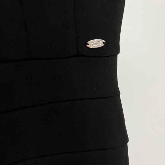 Guess Open Back Dress - Picture 5 of 5